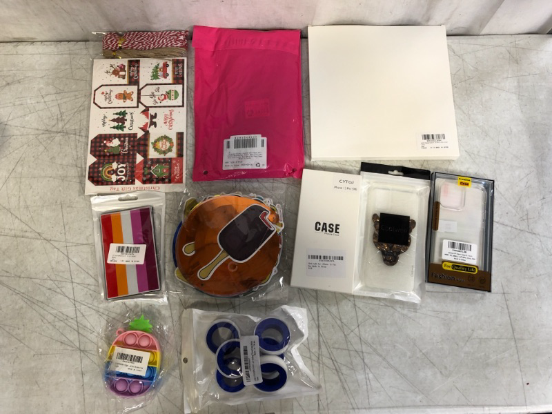 Photo 1 of 10 Piece Lot Miscellaneous Items