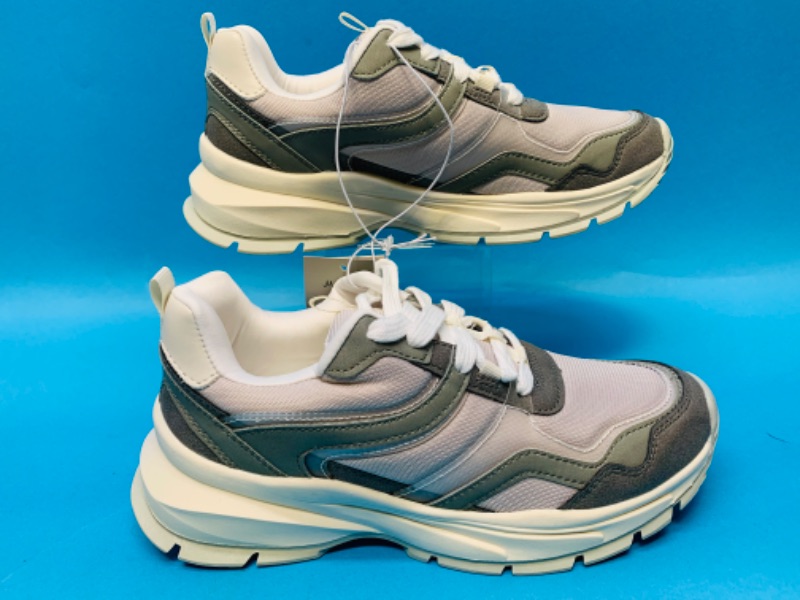 Photo 1 of 635071… ladies size 7.5 memory foam sneaker shoes 