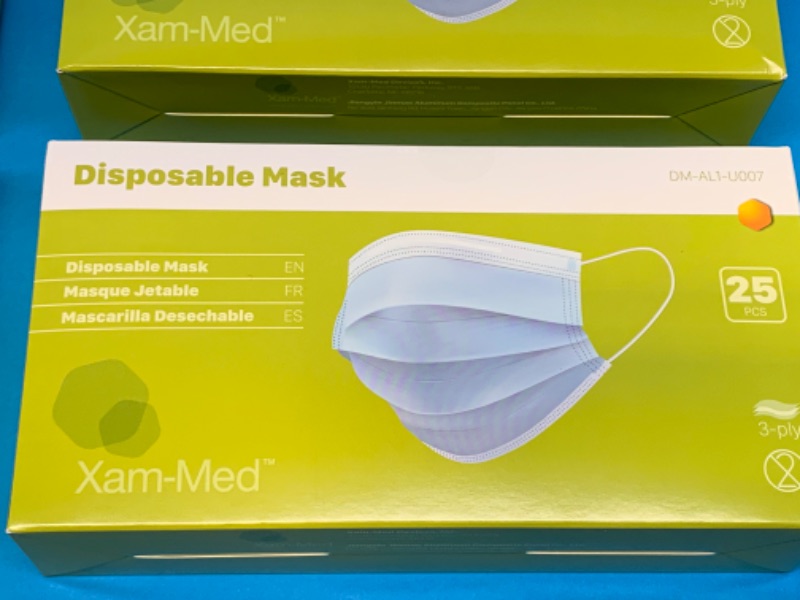 Photo 2 of 635428… 100 disposable masks- 4 boxes with 25 in each 