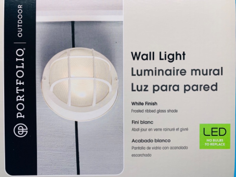 Photo 2 of 635433… outdoor wall light 3.94 x 7.67 x 7.67” LED 