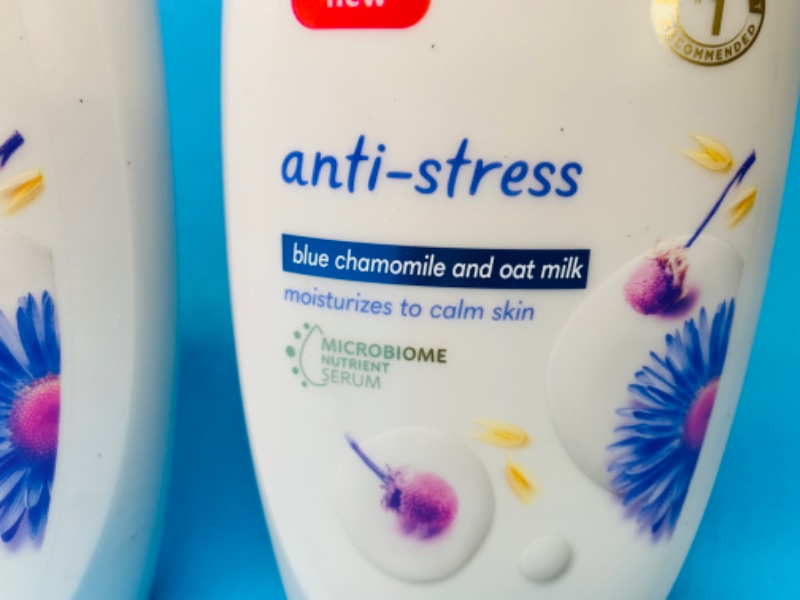 Photo 2 of 635627… 3 dove anti stress body wash 