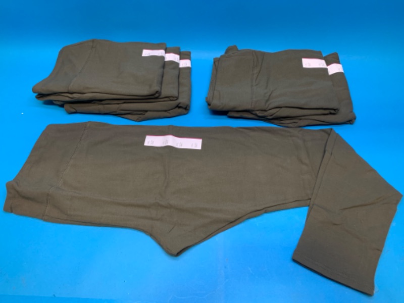 Photo 1 of 635635… 6 pairs of ladies size XXL leggings 