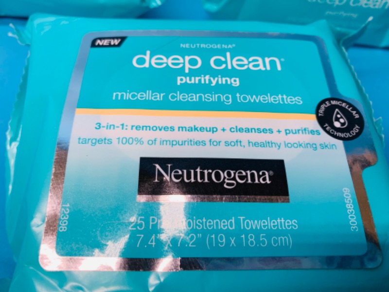 Photo 2 of 635747… 75 neutrogena pre-moistened micellar cleanser towelettes