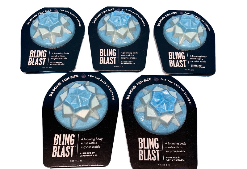 Photo 1 of 635874… 5 bling blast  bath fizzers with surprise inside 