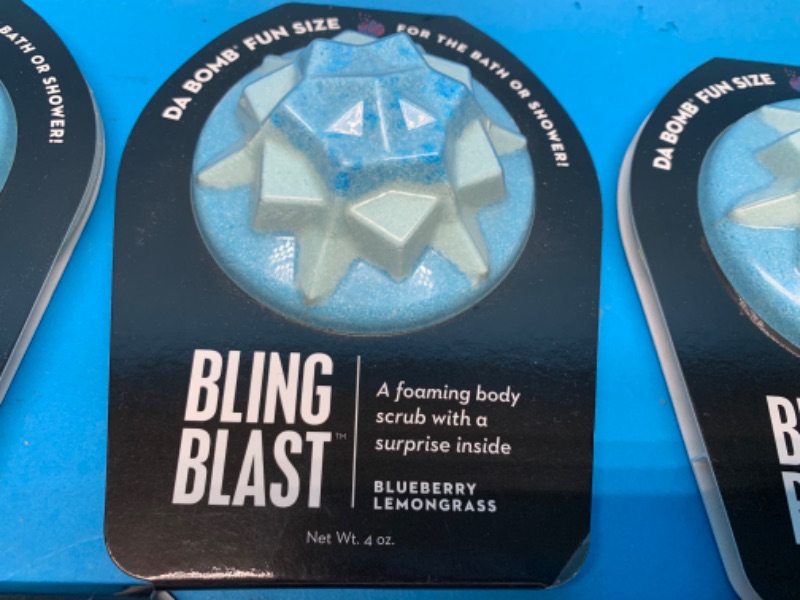 Photo 3 of 635874… 5 bling blast  bath fizzers with surprise inside 