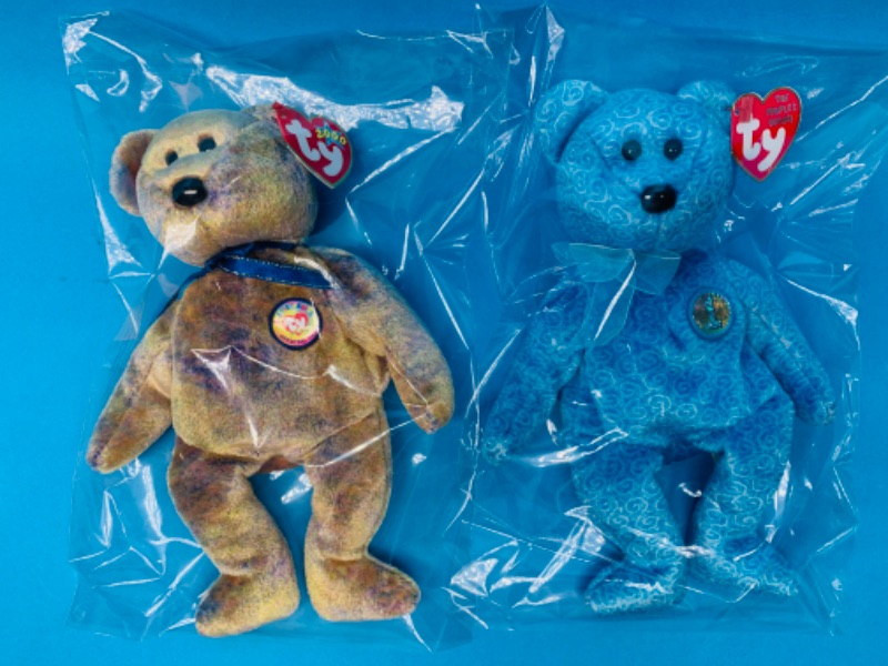 Photo 1 of 635883… 2 TY beanie babies in plastic bags 
