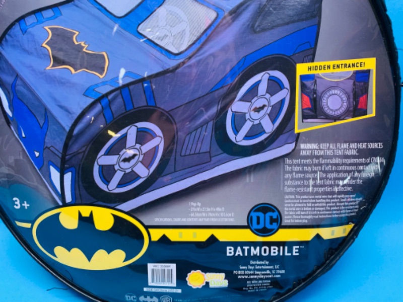 Photo 2 of 636411…Batman batmobile pop up toy with hidden entrance 