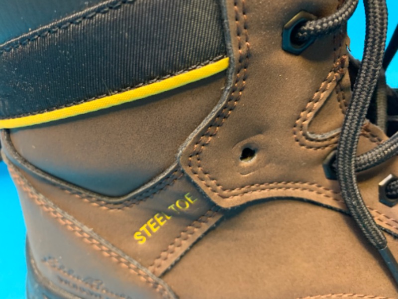 Photo 1 of 637249…Eddie Bauer steel toe workwear boots size 9M - one lace hook is missing 