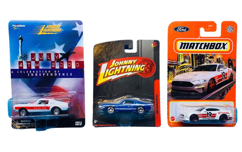 Photo 1 of 637277…3 hot wheels ford mustang die cast cars 