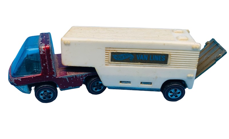 Photo 1 of 637427…worn- 1969 hot wheels redline heavy weights and van line trailer paint chips, scuffs, wear