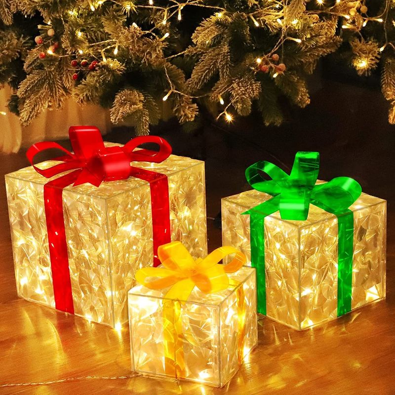 Photo 1 of [ Bigger Size 12"-8"-6" ] 3 Pack 60 LED Lighted Gift Boxes Christmas Decorations Adapter Powered Light up Transparent Present Boxes Christmas Tree Decorations Indoor Outdoor Home Yard Decor
