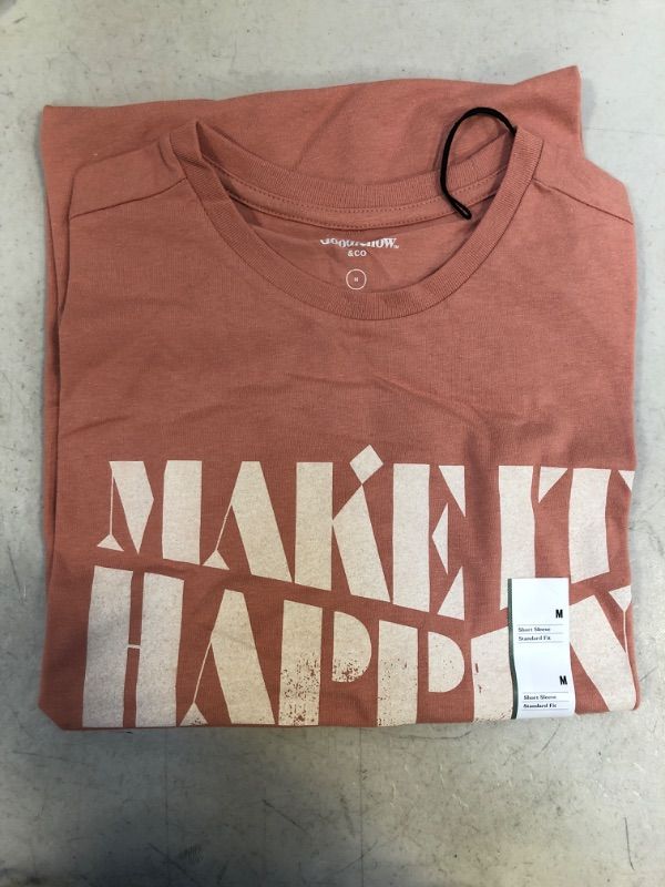 Photo 1 of En's Printed Short Sleeve T-Shirt - Goodfellow & Co™ SIZE MEDIUM 
