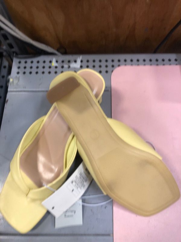 Photo 3 of Women's Annette Heels - A New Day Light Yellow 9