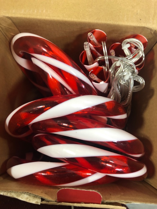 Photo 3 of 24.5" Candy Cane Lights with Stakes, 12 Packs Large Christmas Pathway Lights Outdoor, 8 Light Modes Candy Cane Pathway Markers Christmas Decorations for Yard Patio Garden Walkway Sidewalks