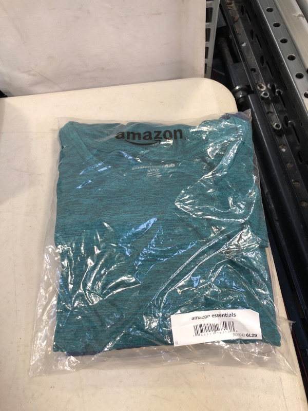 Photo 1 of Amazon Essentials Women's Tech Stretch Short-Sleeve Crewneck T-Shirt (Available in Plus Size), Pack of 2
size s
