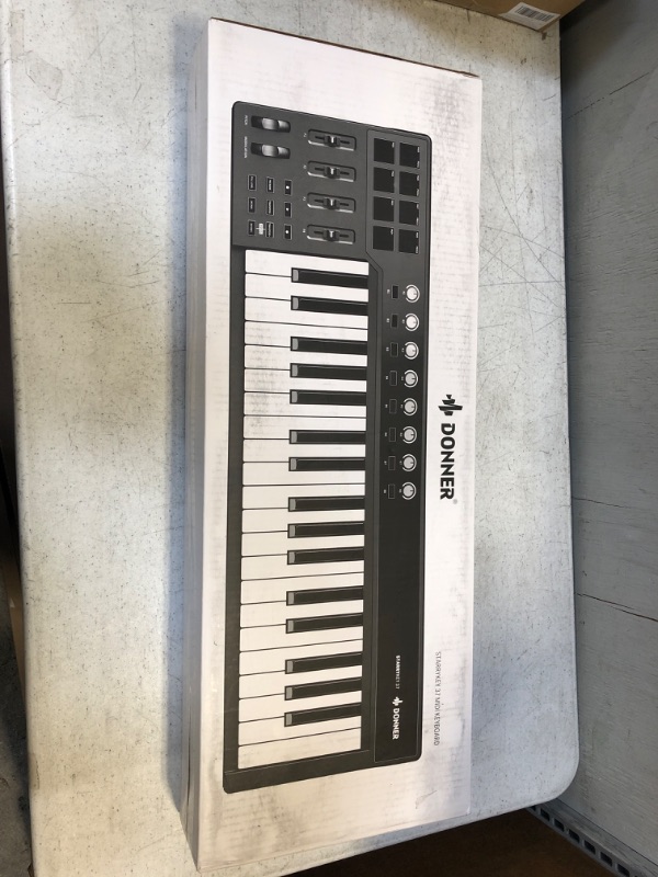 Photo 1 of donner starrykey 37 midi Keyboard