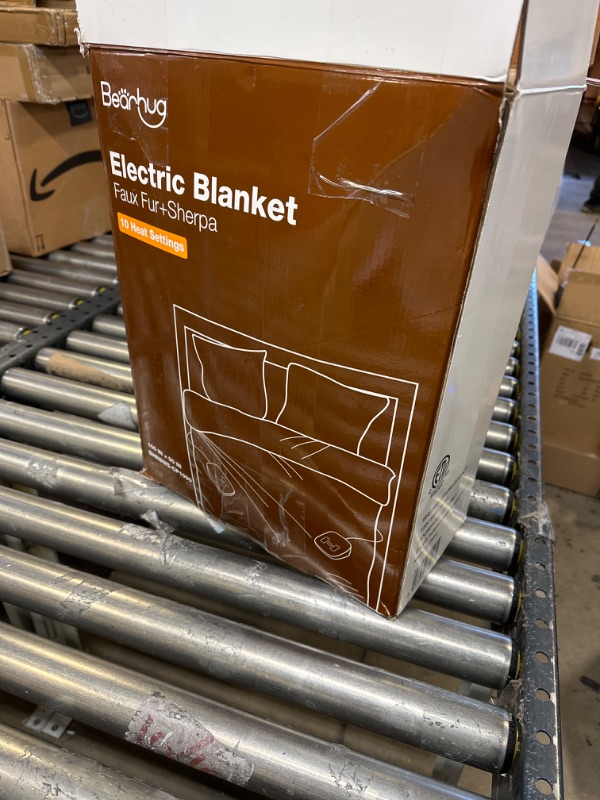 Photo 1 of [New Launch] Bearhug Electric Blanket King Size 100" x 90", Dual Controller Heated Blanket, Faux Fur/Sherpa 10-Heating Level & 1-12H Auto Off, 5 Year Warranty, Over-Heat Protect, ETL, Machine Washable King Size 100" × 90" Champagne-faux Fur & Sherpa------