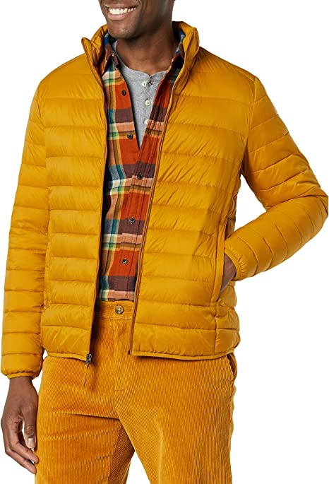 Photo 1 of Amazon Essentials Men's Packable Lightweight Water-Resistant Puffer Jacket XXL 
