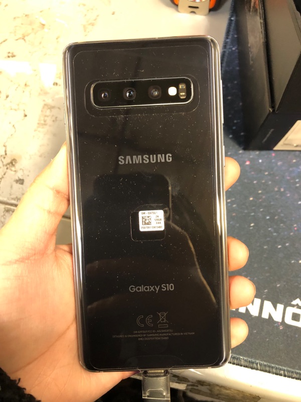 Photo 4 of Samsung Galaxy S10, 128GB, Prism Black - Unlocked (Renewed)
