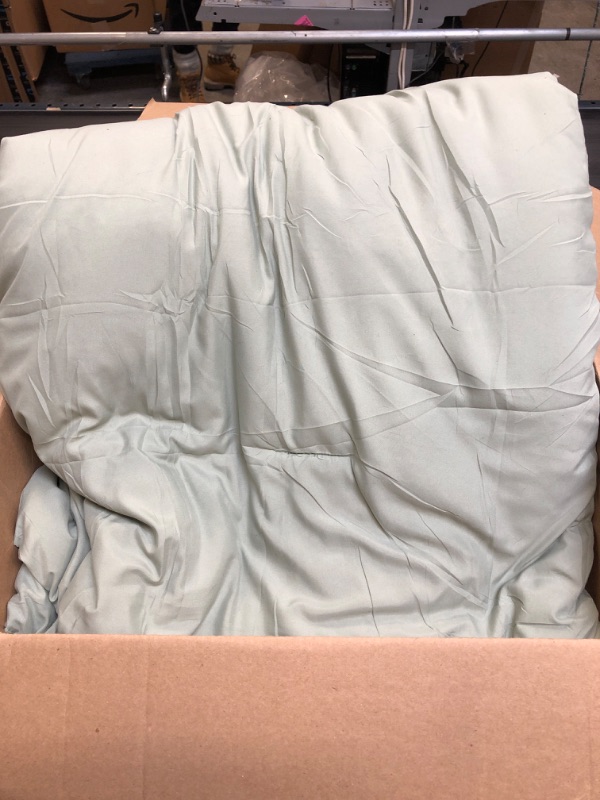 Photo 3 of YIRDDEO 3 Striped Queen Sage Green Comforter Set Ball Pom Fringe Design 3pcs, Boho Luxurious Aesthetic Full Bedding Set, Vintage Ultra Soft Microfiber Comforter Set (1 Comforter, 2 Pillowcases)
