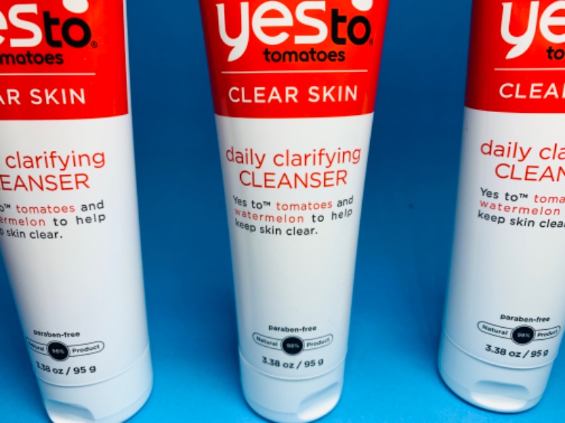 Photo 2 of 665260…6 Yes to tomatoes daily clearifying cleanser 3.38 oz. Each 