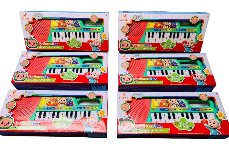 Photo 1 of 665307… 6 cocomelon musical keyboards