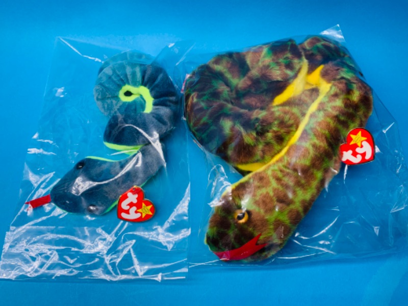 Photo 1 of 665491… 2 TY beanie babies xlarge and reg snakes in plastic bags 