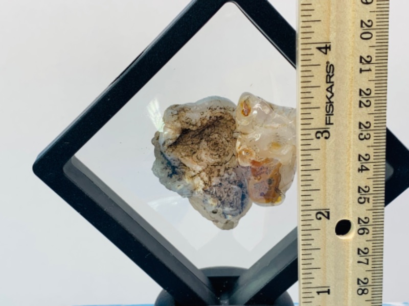 Photo 2 of 665533…geode rock formation in 3.5” display 