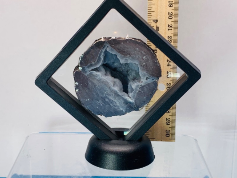 Photo 2 of 665540…geode rock formation in 3.5” display 