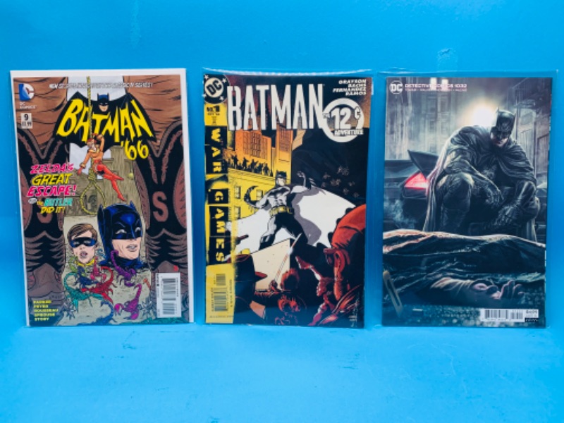 Photo 1 of 665856…3 Batman comics in plastic sleeves