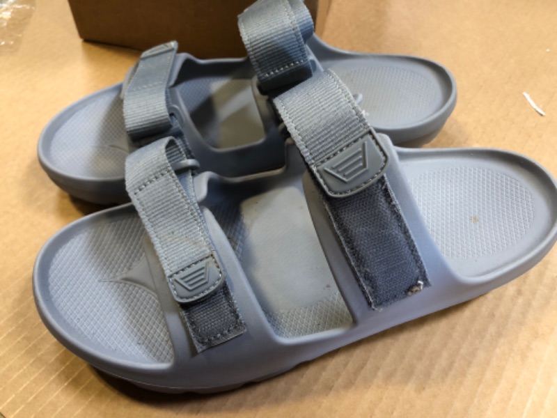 Photo 1 of Size Large Quick Dry Sandal's 