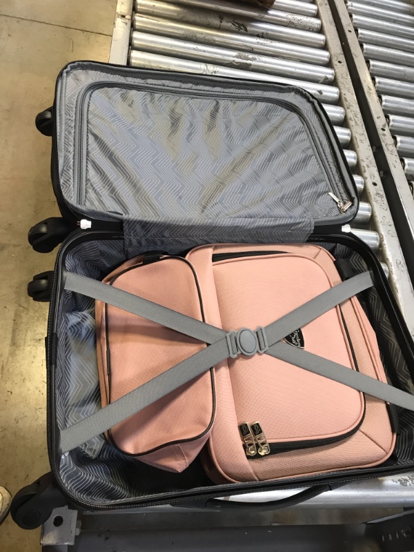 Photo 2 of 20'' SUITCASE PINK AND 2 SMALL BAGS