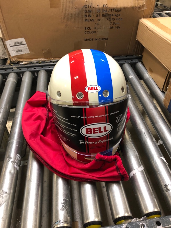 Photo 2 of BELL Bullitt Helmet (Command Gloss Vintage White/Red/Blue - Medium) Command Gloss Vintage White/Red/Blue Medium