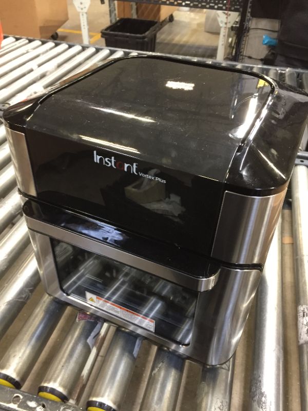 Photo 2 of Instant Vortex Plus 10-Quart Air Fryer, From the Makers of Instant Pot, 7-in-10 Functions, with EvenCrisp Technology, Stainless Steel
