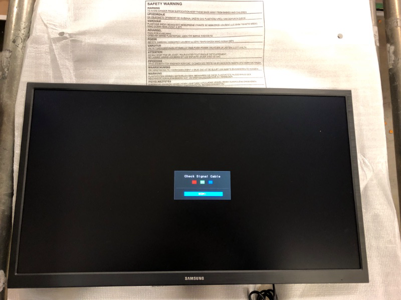 Photo 4 of SAMSUNG S33A Series 22-Inch FHD 1080p Computer Monitor, HDMI, VA Panel, Wideview Screen, Eye Saver Mode, Game Mode (LS22A338NHNXZA), Black