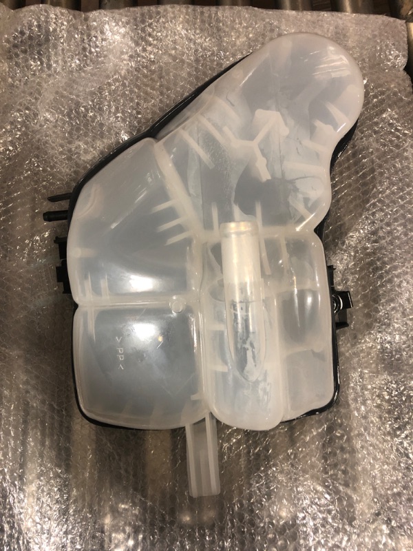 Photo 2 of A-Premium Engine Coolant Reservoir Tank with Cap Replacement for Ford F-250 F-350 F-450 F-550 Super Duty 2003-2007 5.4L 6.0L 6.8L Excursion 2003-2005 6.0L