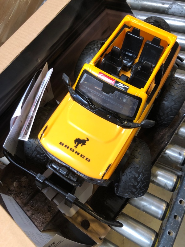 Photo 3 of Carrera RC Officially Licensed Ford Bronco Truck 1:14 Scale 2.4 Ghz Remote Radio Control Car Vehicle