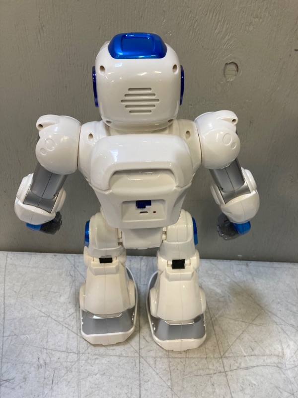 Photo 4 of Ruko 1088 Smart Robot Programmable Interactive RC Robot with Voice Control, APP Control,