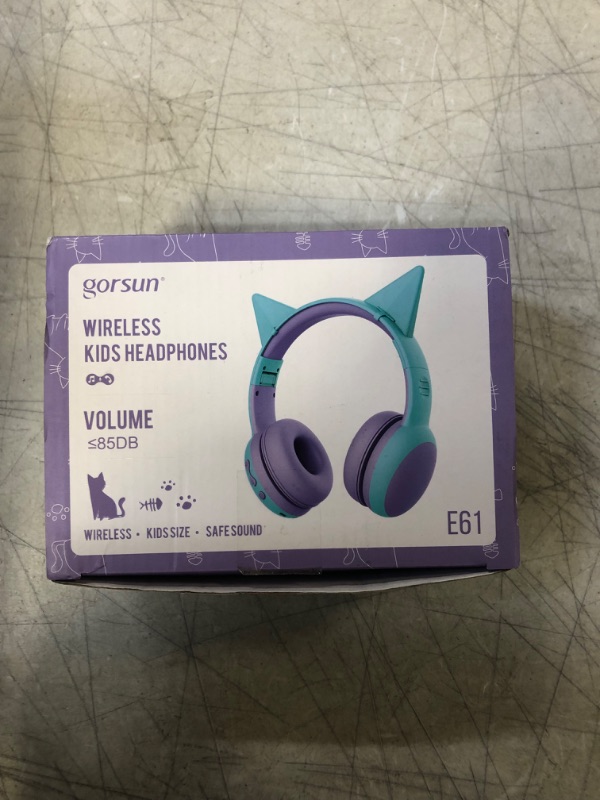 Photo 3 of gorsun Bluetooth Kids Headphones with Microphone