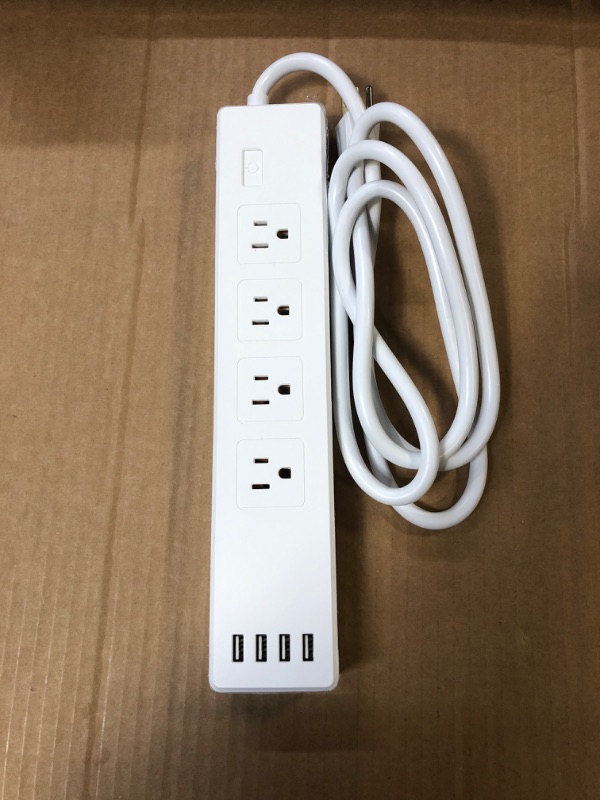 Photo 2 of Meross Smart Wi-Fi Surge Protector 