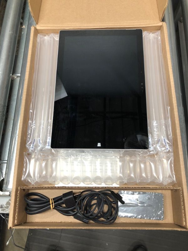 Photo 1 of ***SEE NOTES***Microsoft Surface Pro 3 (256 GB, Intel Core i5)(Windows 10 Professional 64 bit) (Renewed) Intel core i5 256 GB