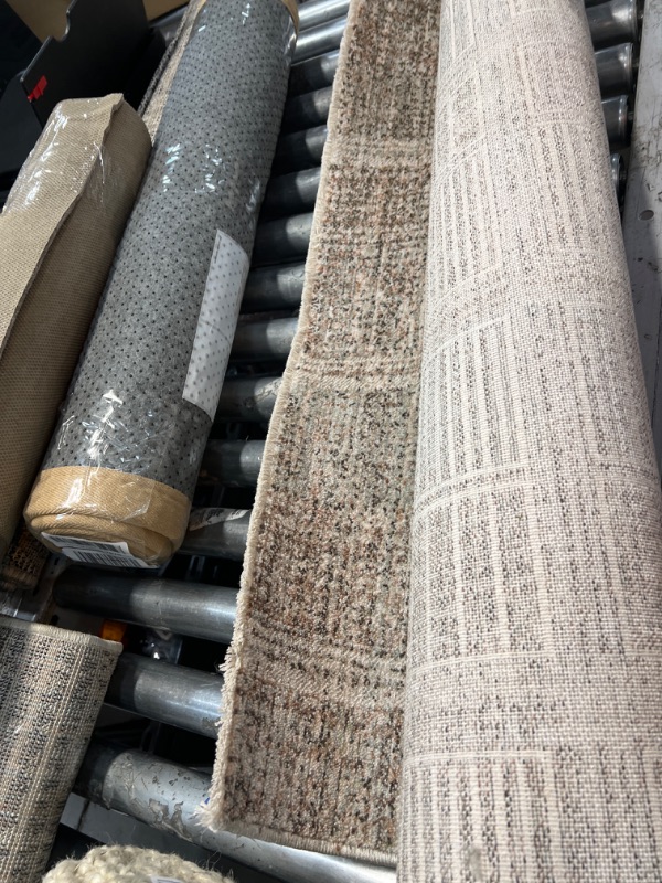 Photo 1 of 3ft area rug 