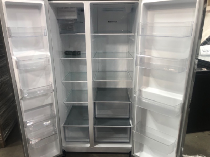 Photo 4 of DENTED DOOR/SIDES LG 27.6-cu ft Side-by-Side Refrigerator with Ice Maker (Printproof Stainless Steel)
