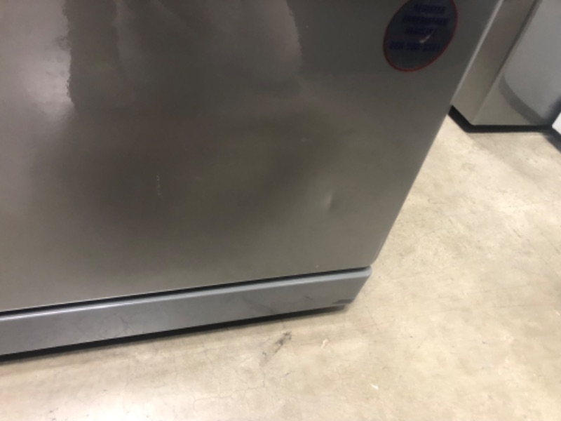 Photo 3 of SCRATCHED/DENTED FRONT Whirlpool Smart Capable 7.4-cu ft Steam Cycle Smart Electric Dryer (Chrome Shadow) ENERGY STAR
