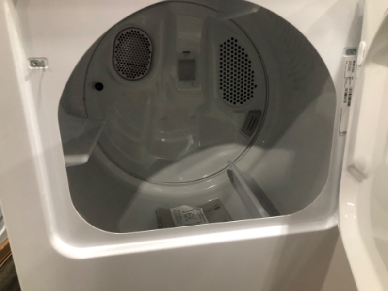 Photo 1 of Maytag Pet Pro 7-cu ft Steam Cycle Electric Dryer (White)
