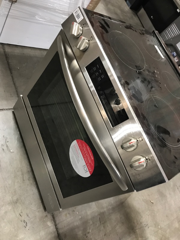 Photo 8 of 30 in. 6.2 cu. ft. 5 Element Slide-In Electric Range with Total Convection and Air Fry in Smudge Proof Stainless Steel
