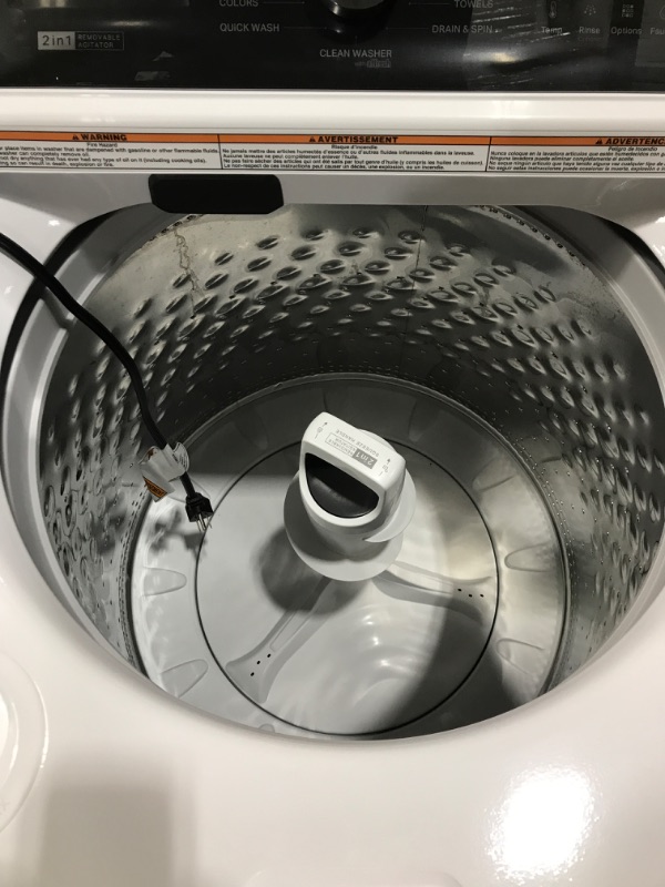 Photo 3 of **PARTS ONLY DOES NOT POWER ON NO REFUNDS**  Whirlpool 2 in 1 Removable Agitator 4.7-cu ft High Efficiency Impeller and Agitator Top-Load Washer (White)
