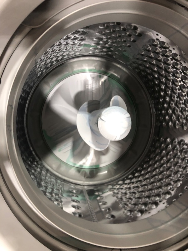 Photo 1 of LG 4.1-cu ft Agitator Top-Load Washer (White)
