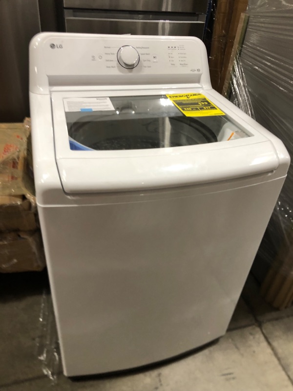 Photo 4 of LG 4.1-cu ft Agitator Top-Load Washer (White)
