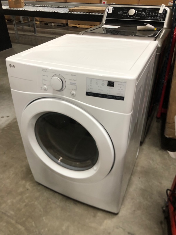 Photo 4 of LG 7.4-cu ft Stackable Electric Dryer (White) ENERGY STAR
